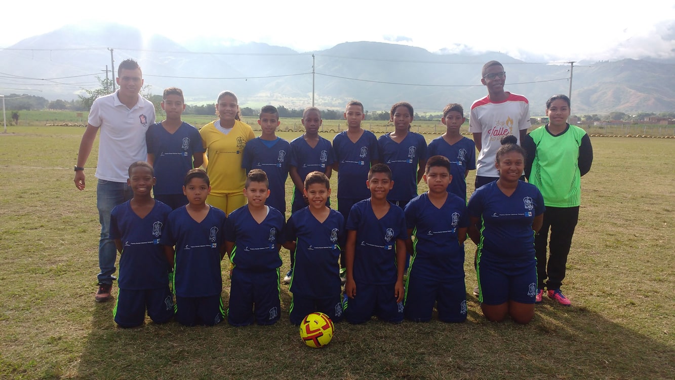 14 Julio 2018-DT Andres Viafara frente a sus dirigidos Sub12 en enfrentamiento por Copa Oriente.